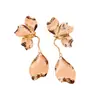 Pendientes Colgantes con Patrón de Flor de Aguja de Acero Metálico Europeos y Americanos, Modernos y Elegantes, Pendientes Sencillos y Versátiles para Mujer