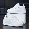 Zapatos Blancos para Niños al por Mayor Primavera 2026 Nuevos Transpirables Unisex Zapatos Deportivos para Niños Niños Medianos y Mayores Zapatos de Tabla Casuales Modernos