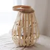 Lanternas Escandinavas de Bambu Personalizadas com Penas e Mobiliário de Varanda B&B de Chão Decoração de Pátio ao Ar Livre Lanternas de Vento Castiçais