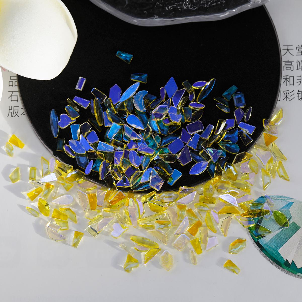 黄极光.jpg