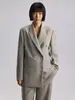 Traje de Lana Merino Th~Row Anti-Arrugas, Textura Suave y con Caída, Clásico de Lujo Discreto, Adelgazante, Intelectual