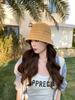 Sombrero de Sol de Verano 2026 Nuevo Estilo Calado con Ranura Trasera, Sombrero de Pescador Tejido Adelgazante, Sombrero de Pescador Dulce y Versátil para Mujer