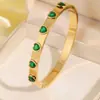 Pulsera de Acero Titanio para Mujer, Pulsera de Alta Gama con Forma de Corazón con Diamantes de Amor, Moda Transfronteriza Europea y Americana, Pulsera Inoxidable