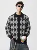 Suéter cardigan com lapela em blocos de cor com padrão de losangos para homens, outono/inverno, estilo cool de rua americano, toque de alta qualidade, estilo preguiçoso, jaqueta de tricô