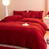 Conjunto de Dote de Quatro Peças Bordado de Veludo Leite Espesso Vermelho para Recém-Casados, Capa de Edredom de Veludo Quente, Lençol de Cama, Roupa de Cama