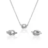 Set de Collar y Pendientes de Acero Inoxidable de Larga Duración, Nueva Moda Europea y Americana Joyería con Colgante de Nudo de Amor para Mujeres