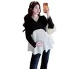 Ropa de Maternidad Otoño 2026 Nuevo Diseño Sencillo con Cuello en V y Blusa de Gasa Plisada para Mujeres Embarazadas, Cubre el Vientre