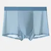 2026 Novo Modelo Roupa Íntima de Seda Gelo para Homens 7A Antibacteriana Malha de Verão Oca Respirável Confortável Cueca Boxer Masculina