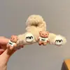 Lindo pasador de pinza de peluche grande para la nuca, nuevo pasador de tiburón para otoño e invierno 2026, elegante pasador de oso para recogidos