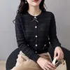 Cárdigan de Punto de Manga Larga Blanco Hueco Jacquard Industria Pesada Botón de Pedrería Top de Larga Fragancia con Lazos para Mujer Chaqueta Fina de Principios de Otoño
