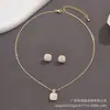 Colgante de Gato Gordo Cuadrado Ojo de Gato Estilo Coreano para Mujer Piedra Ojo de Gato Simple Empaquetado Individualmente Pendientes Blancos para Mujer Collar con Pedrería Ins