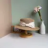 Novo Chapéu de Palha com Topo Plano e Aba Plana, Design Francês, Proteção Solar Japonesa, Chapéu Fedora para Viagem de Férias