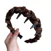 2026 Coreano Dongdaemun Estilo Nuevo Color Café Estampado de Leopardo Diadema Retorcida con Dientes Elegante Versátil Accesorio para el Cabello