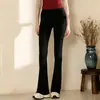 Roupas de Yoga para Mulheres 2026 Novo Conjunto de Top Regata Esportivo Slim-Fit e Calça Micro Flare para Fitness Profissional