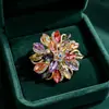 Broche Flor Colorida de Diamante para Indústria Pesada Dourada Pinos de Diamante Coloridos Arco-Íris Corte Marquise Ornamento Decorativo para Vestido de Noite Casaco Fabricante