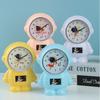 Nuevo lindo reloj despertador de dibujos animados de astronauta para niños, de escritorio, de noche, pequeño reloj despertador, regalo creativo, plástico, batería