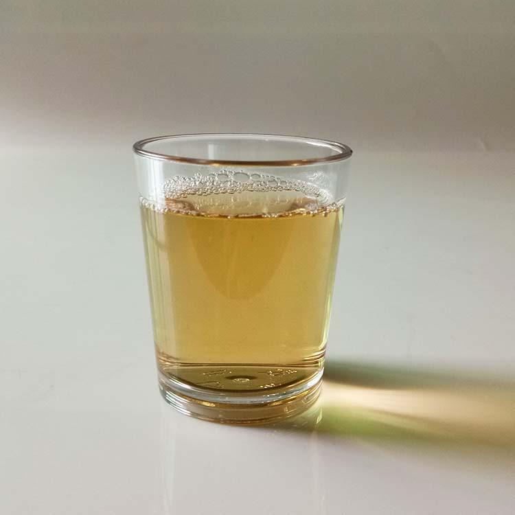 塑料水杯