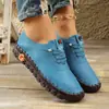 26 Novos Sapatos Casuais de Outono para Mulheres com Solado Macio de Tendão de Boi Costurados à Mão Sapatos para Mãe de Meia-Idade e Idosos Sapatos Femininos Pronta Entrega Atacado