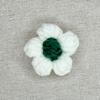 Lindo y Dulce Flor Puff Hecha a Mano Lana Crochet Pequeño Broche de Flor Flor Decorativa para Ropa Decoración para Bufanda Sombrero
