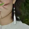 Novo Brinco de Clipe com Pingente de Borla Estilo Chinês Sem Furo para Orelhas para Mulheres Design de Nicho Brincos de Alta Qualidade Brincos Estilo Antigo Brincos de Cheongsam