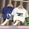 Camiseta de manga larga para niño, estilo dos piezas falso, nueva colección de otoño 2026, camiseta básica de algodón puro para niños mayores