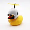 Decoração de Carro Pato Amarelo Pequeno, Capacete Tendência do Tiktok para Carros e Motos, Pato Quebra-Vento Estilo Celebridade da Internet Acessório para Carro
