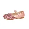 Sapatos de princesa para meninas, nova coleção outono 2026, sapatilhas de performance infantis, sapatos brilhantes de cristal, sapatilhas de bico fino para meninas pequenas