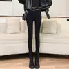 Leggings con forro de polar para mujer para usar como prenda exterior, nuevo estilo otoño e invierno 2026, talla grande, engrosados, ajustados, corte ceñido, pantalones negros
