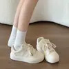 2026 súper populares zapatillas blancas estilo coreano zapatos casuales para hombres y mujeres versátiles mocasines de otoño para estudiantes