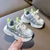 Zapatillas para niñas 2026 primavera y otoño zapatos para niños zapatos de papá para niños pequeños de malla transpirables zapatos casuales zapatillas para correr para bebé
