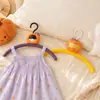 Colgador decorativo de muñeca de calabaza, colgador doméstico antideslizante, colgador de ropa universal a prueba de viento para adultos y niños, tendedero colgante
