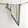 Bufanda Triangular de Lunares Nueva Primavera 2026 para Viajes Profesionales, Bufanda de Seda Versátil para Protección y Decoración del Cuello, Bufanda Multifuncional para el Cuello