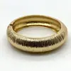Pulsera Trendy de Patrón de Ola Irregular, Brazalete Liso Abierto, Suministro de Joyería de Gama Alta de Nicho para Comercio Exterior