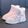 Zapatos Hanfu de estilo étnico Zapatos bordados para falda antigua con cara de caballo para niños Zapatos de Año Nuevo para niñas Abrigo antiguo Botas de algodón de invierno para bebé