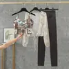 Traje de Fitness para Mujer 2026 Verano Nuevo Estilo Ropa de Yoga de Gama Alta Chaleco Deportivo Sujetador Deportivo para Correr Conjunto de Tres Piezas