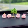 Decoração de Painel de Carro de Porco de Desenho Animado Brinquedo de Pelúcia Fofo Boneca Deitada Pequeno Ornamento Que Melhora o Humor