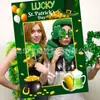 2026 Nueva Calle. Día de San Patricio Fondo para Cabina de Fotos Marco Accesorios para Fotos Selfie Decoraciones para Fiesta Festiva