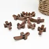 Cruz de Madera de Venta Caliente Transfronteriza Adorno de Mano para Iglesia Pascua Cruz para Pulgar Estilo Americano Madera de Nogal