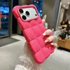 Funda para teléfono Dopamine Cloud, adecuada para Apple 18 PRO MAX, con un patrón de cuadrícula cuadrada, diseño moderno y material de carcasa blanda, disponible para los modelos 17/16/13/14/15