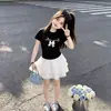 Conjunto Estilo Universitario para Niña Grande: Nuevo Conjunto de Dos Piezas de Moda de Verano para Niñas: Top de Manga Corta y Falda Dulce de Encaje tipo Pastel