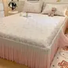 Juego de Tres Piezas de Alfombrilla de Seda de Hielo Estilo Falda de Cama de Gama Alta para Verano, Alfombrilla de Seda de Hielo para una Persona, Lavable a Máquina, Alfombrilla Suave con Aire Acondicionado