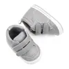 Zapatos Nuevos para Bebé de 0-1 Año Four Seasons de Piel PU Suela Suave Doble Velcro Zapatos para Bebé y Niños Pequeños Primavera y Otoño 2745
