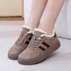 Novos Sapatos de Algodão Femininos de Inverno Atacado Clássico Versátil Antiderrapante Resistente ao Desgaste Solado Macio Confortável Forro de Lã Engrossado Quente Sapatos Femininos