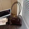 Bolso cruzado de moda casual para mujer, nuevo bolso de hombro retro moderno 2026, bolso de nicho y versátil para mujer