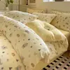 Juego de ropa de cama de cuatro piezas de terciopelo de leche engrosado clase A, sábana de cama de franela de terciopelo coral, funda de edredón, juego de tres piezas para dormitorio de estudiante, invierno