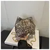 Bolsa Feminina Versátil de Nicho 2026 Nova Moda Bolsa Saco de Lantejoulas com Toque de Luxo, Bolsa de Ombro com Corrente Versátil para Noite