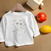 Camiseta 100% algodão para crianças, design de desenho animado, camada base para primavera e outono, nova blusa de bebê, manga longa estampada para meninas, estilosa