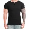 Camiseta tipo Henley Estilo Americano Manga Corta para Hombre Mallas Cuello Redondo Fitness Casual Secado Rápido Color Sólido Elástica Ajustada Camiseta Base