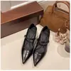 Zapatos Mary Jane de Moda 2026, Estilo Nuevo, de Una Sola Correa, Tacón Grueso para Mujer, Tacones Altos para Viajes Cortos, Zapatos de Punta, Aumentadores de Altura, de un Solo Color