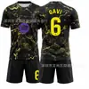 2627 Camiseta de Fútbol del Barcelona Número 10 Yamal Messi Ropa de Entrenamiento para Partido Patrón de Mármol Negro Dorado Camiseta